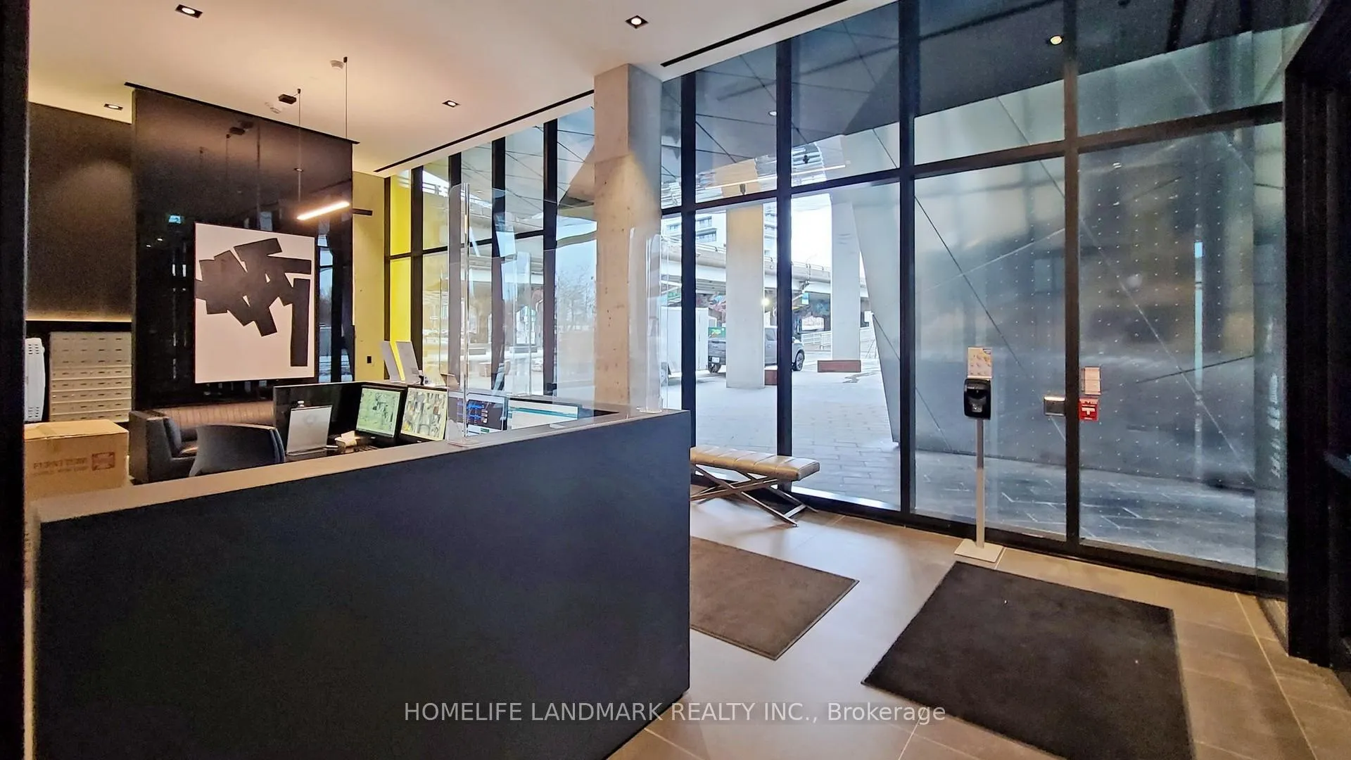 Photo 4 of Unit 301, 21 Lawren Harris Square, Toronto, Waterfront Communities — HOMEH