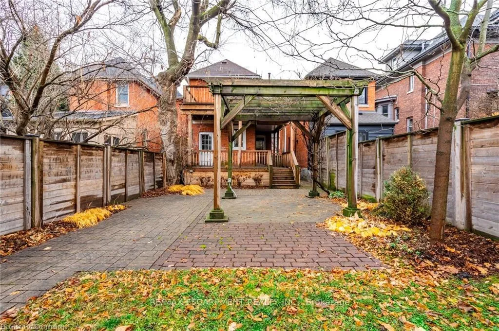 Photo 33 of 24 Bruce Street, Hamilton, Durand — HOMEH