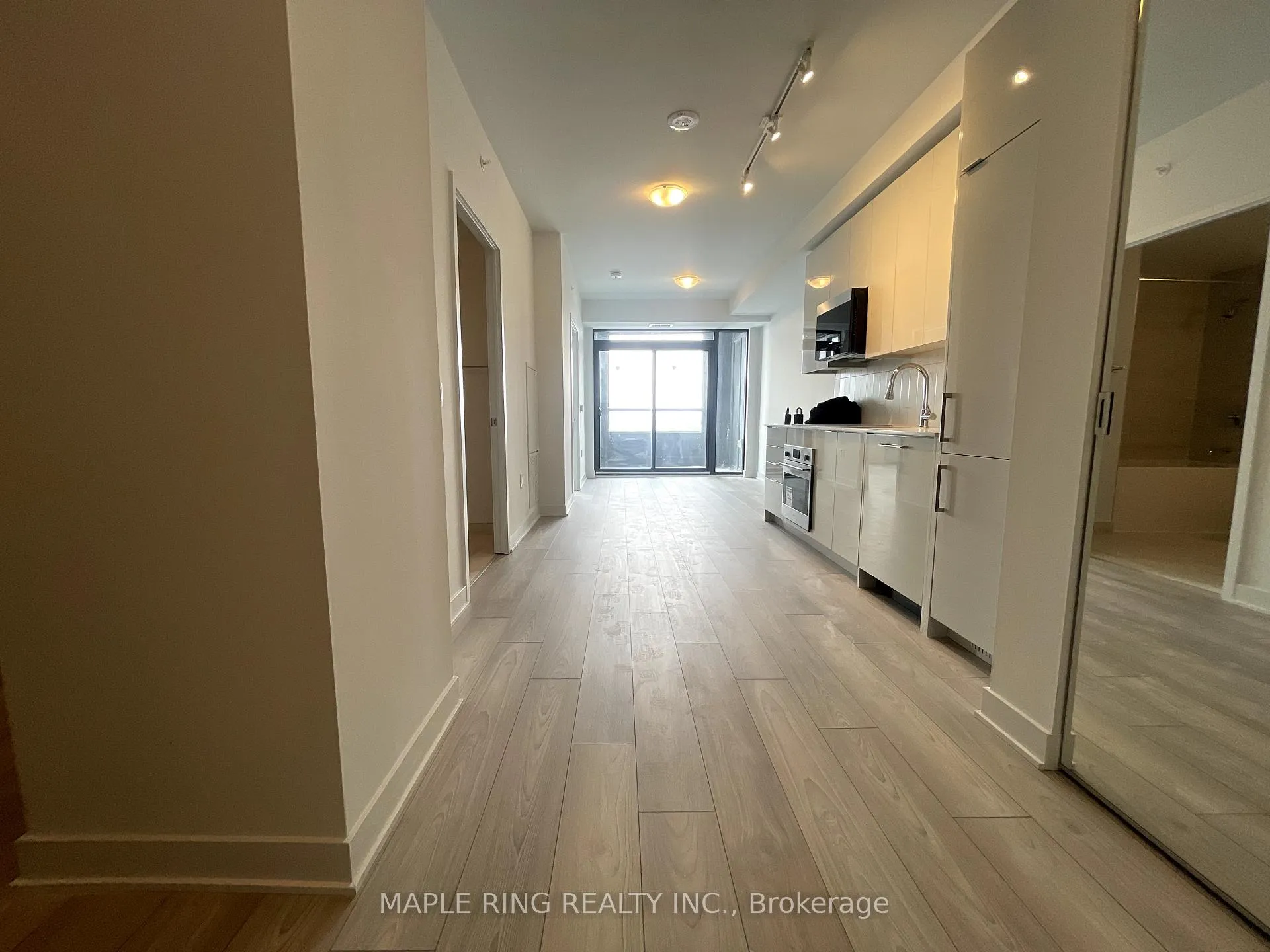 Photo 1 of Unit 3907, 2920 Highway 7 Road, Vaughan, Concord — HOMEH