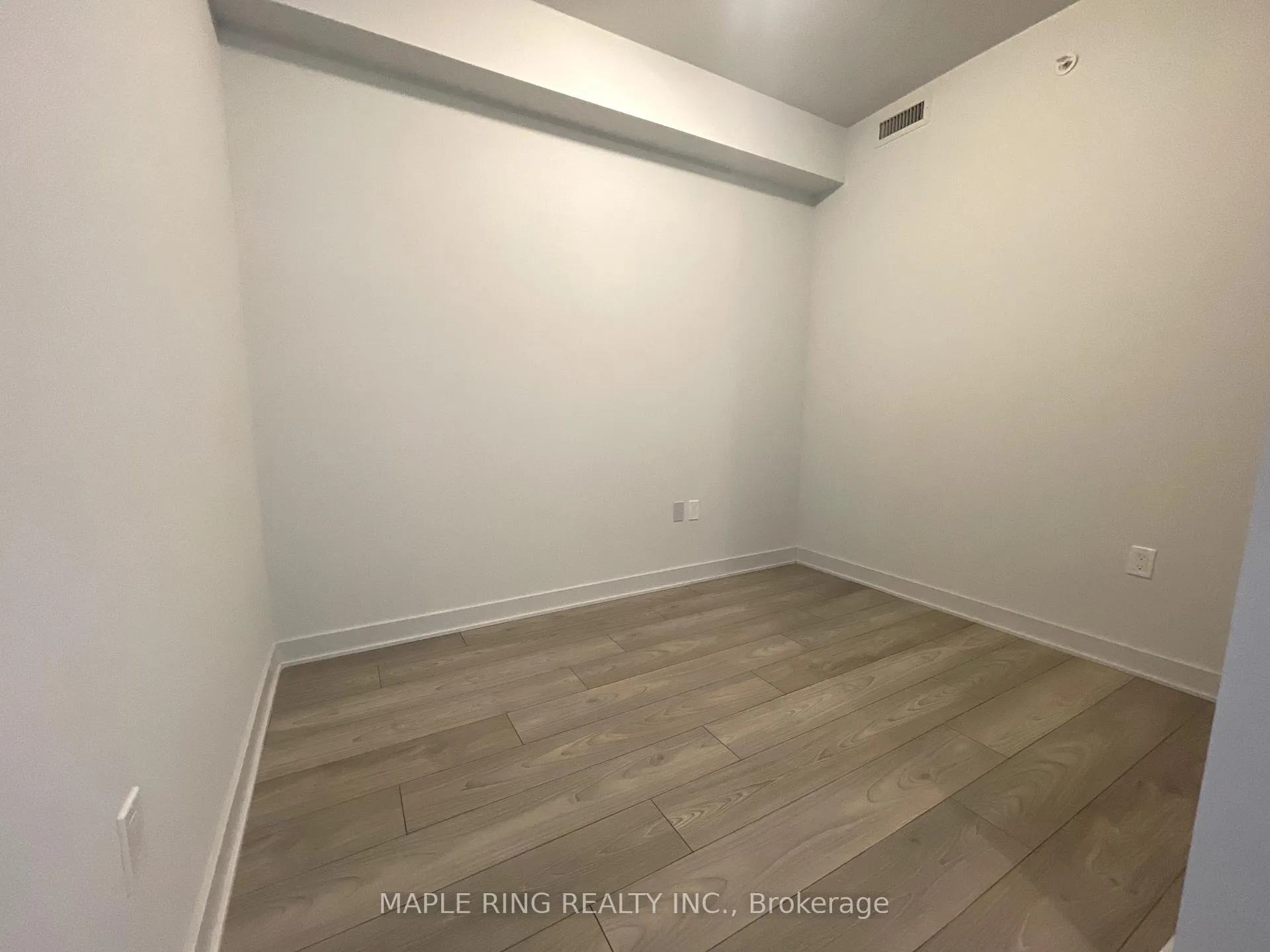 Photo 2 of Unit 3907, 2920 Highway 7 Road, Vaughan, Concord — HOMEH