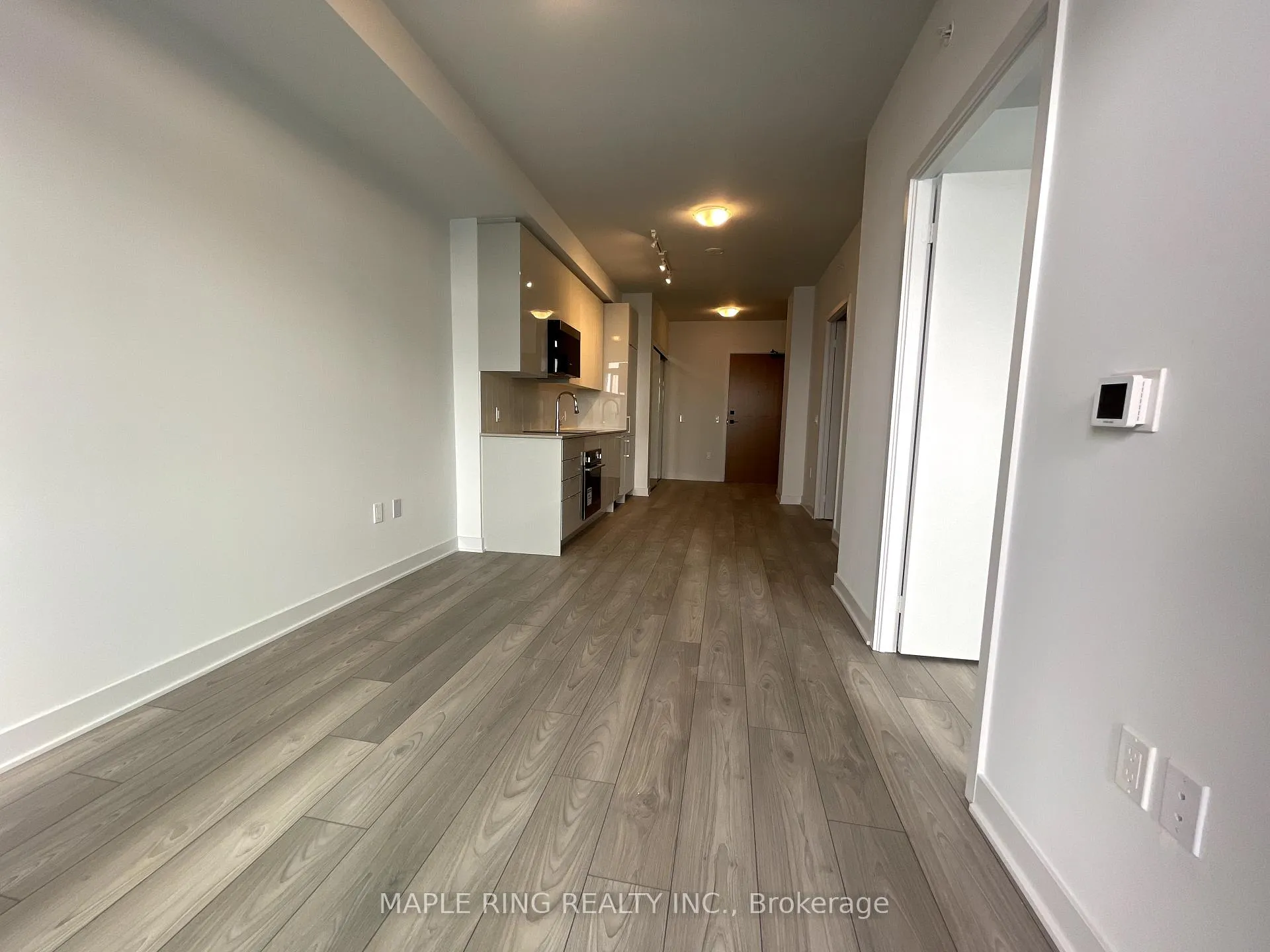Photo 9 of Unit 3907, 2920 Highway 7 Road, Vaughan, Concord — HOMEH