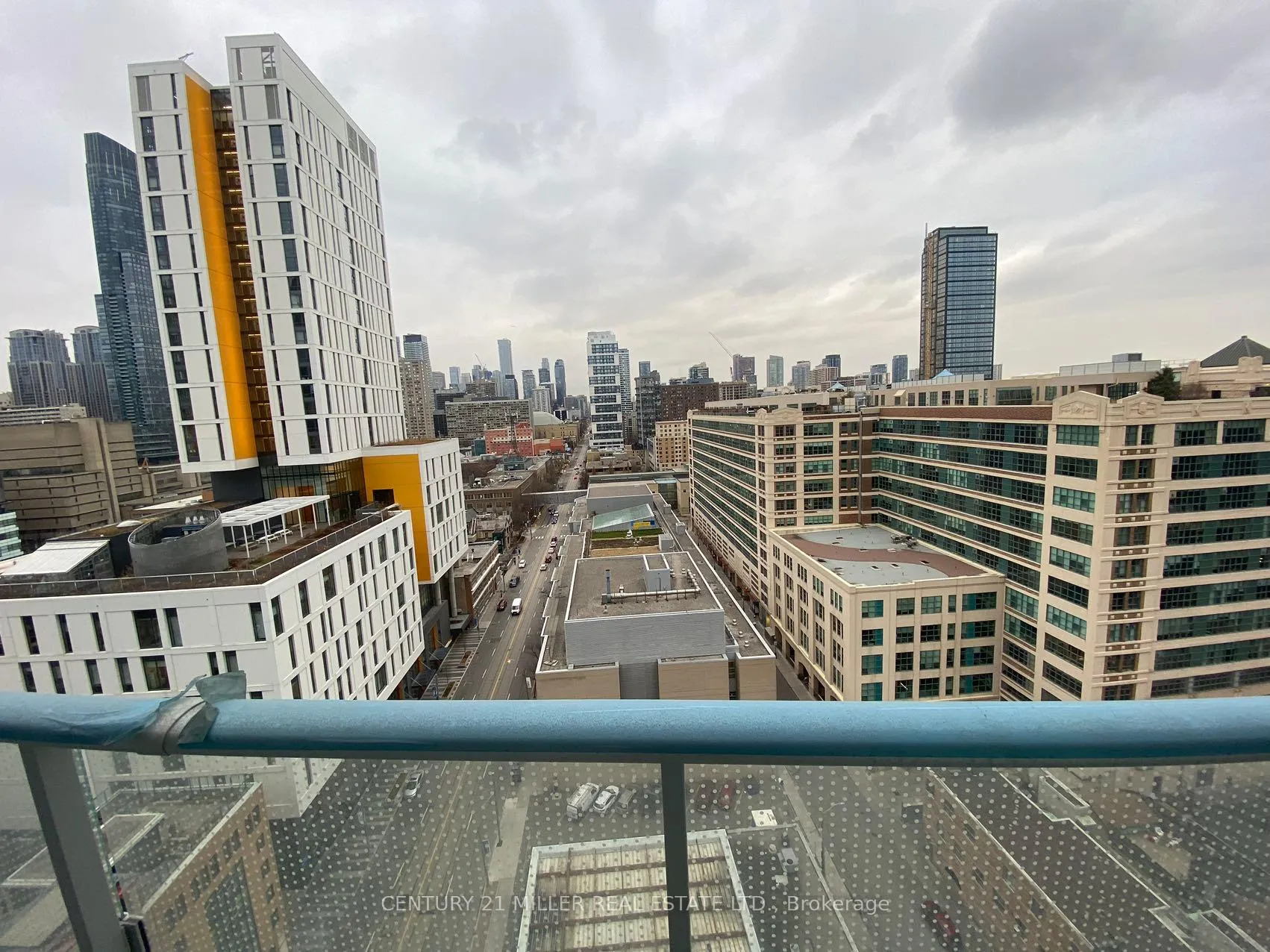 Photo 4 of Unit 1702, 100 Dalhousie Street, Toronto, Church-Yonge Corridor — HOMEH