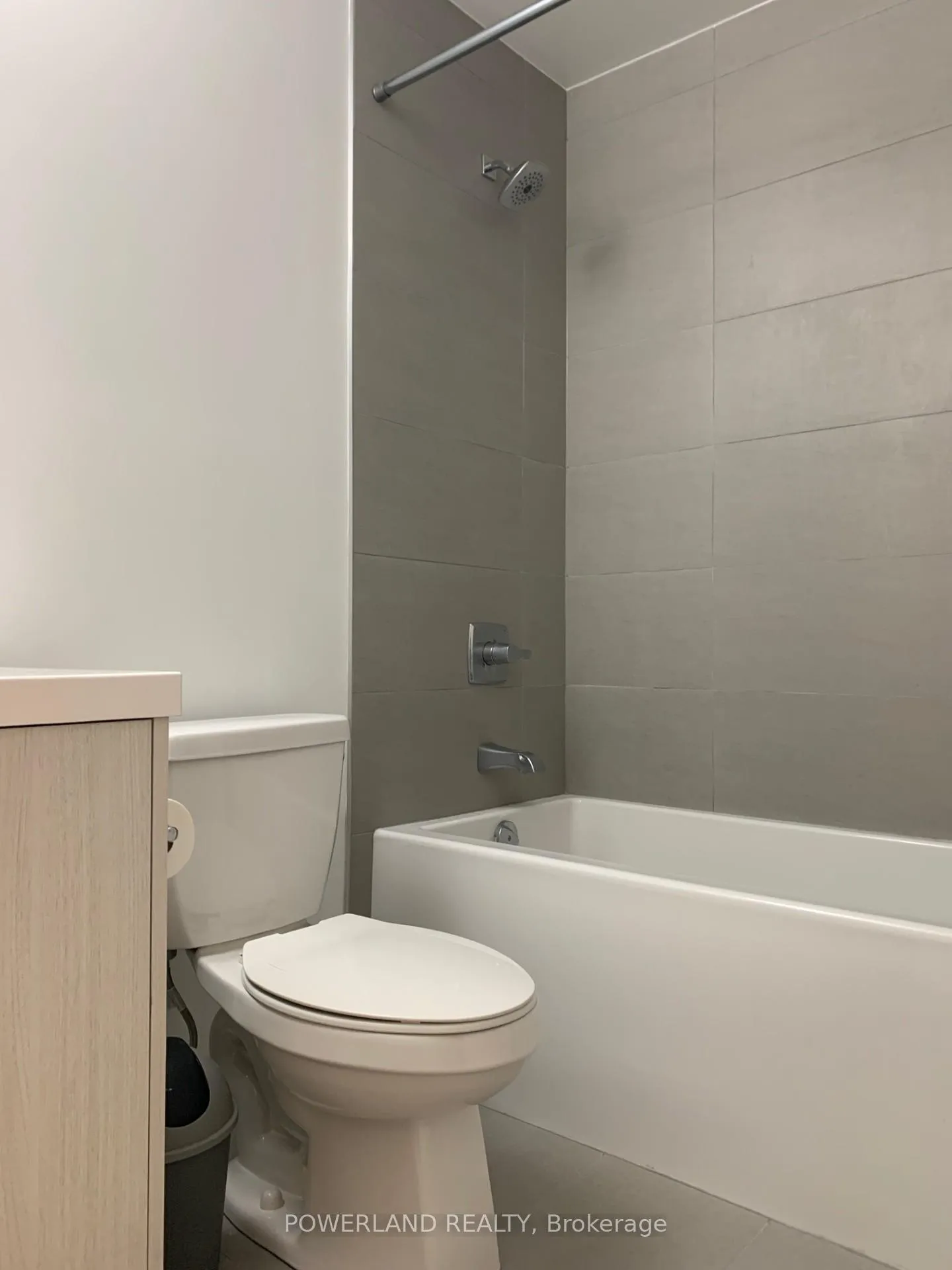 Photo 12 of Unit 906, 286 Main Street, Toronto, East End-Danforth — HOMEH