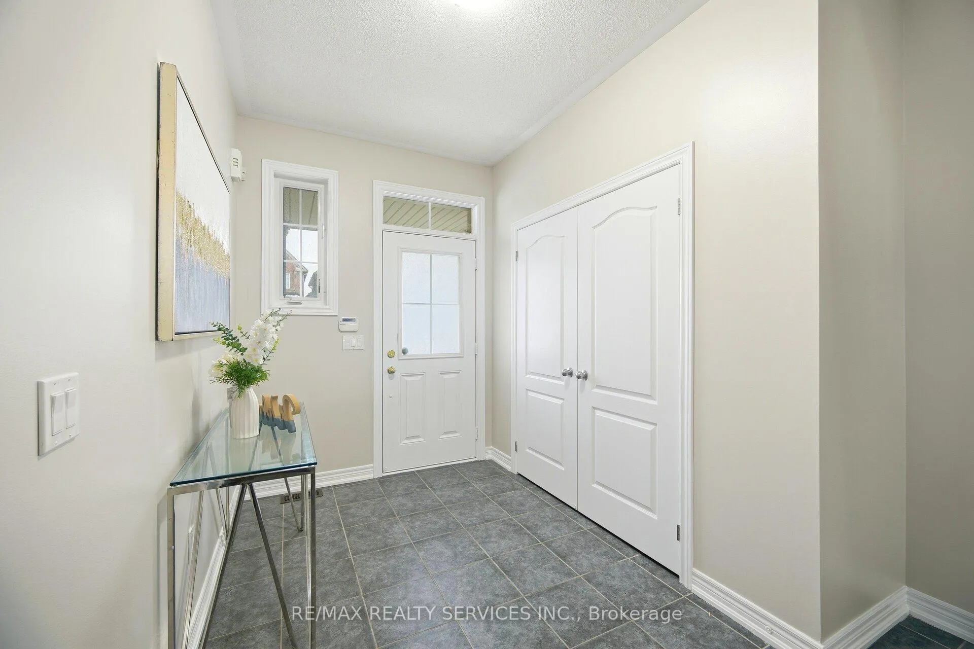Photo 3 of 82 Waterville Way, Caledon, Rural Caledon — HOMEH