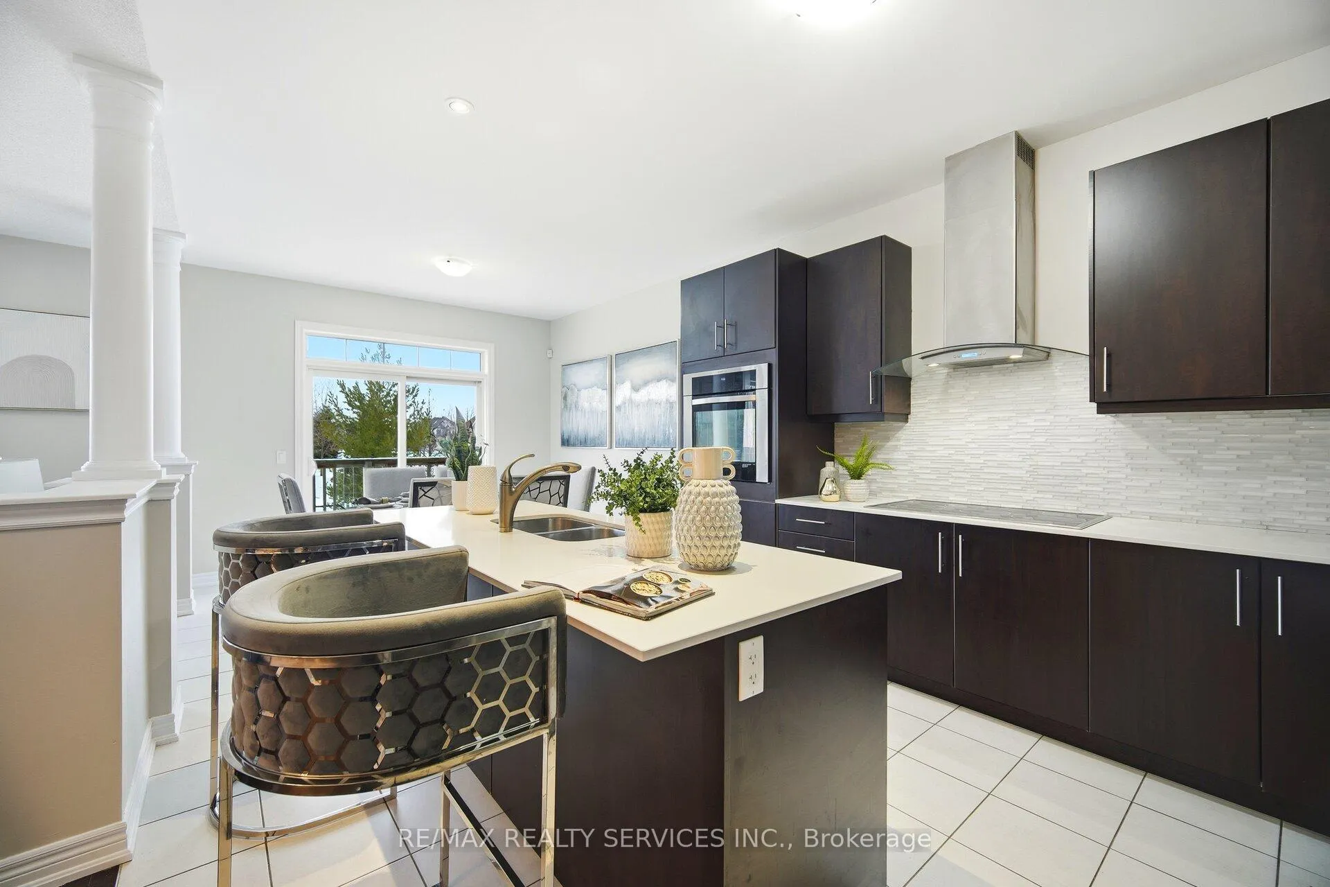 Photo 8 of 82 Waterville Way, Caledon, Rural Caledon — HOMEH
