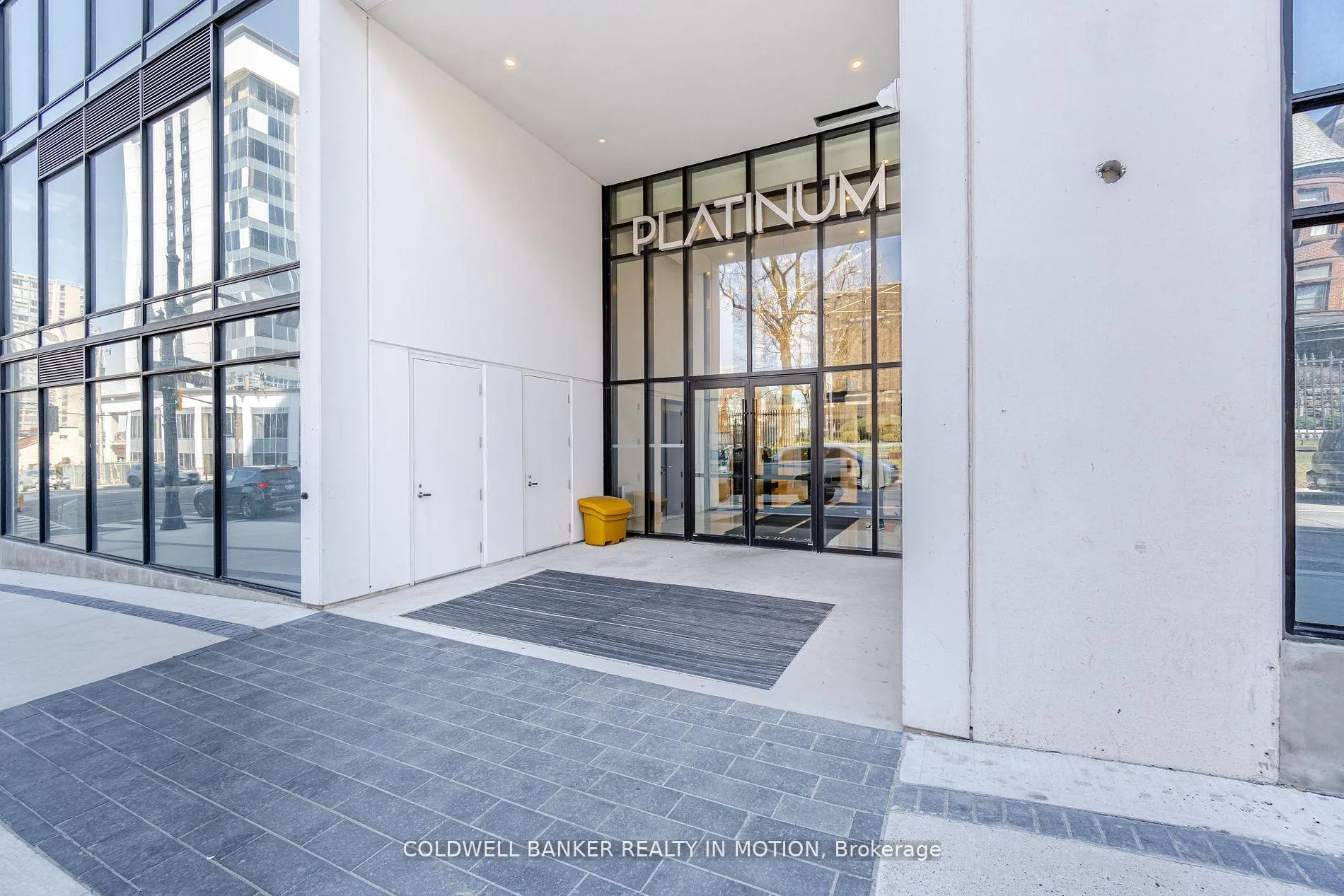Photo 1 of Unit 303, 15 Queen Street S, Hamilton, Central — HOMEH