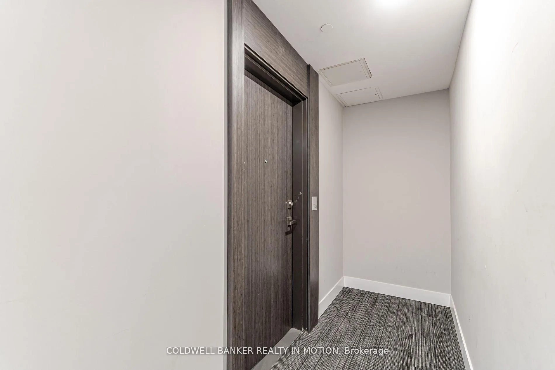 Photo 5 of Unit 303, 15 Queen Street S, Hamilton, Central — HOMEH