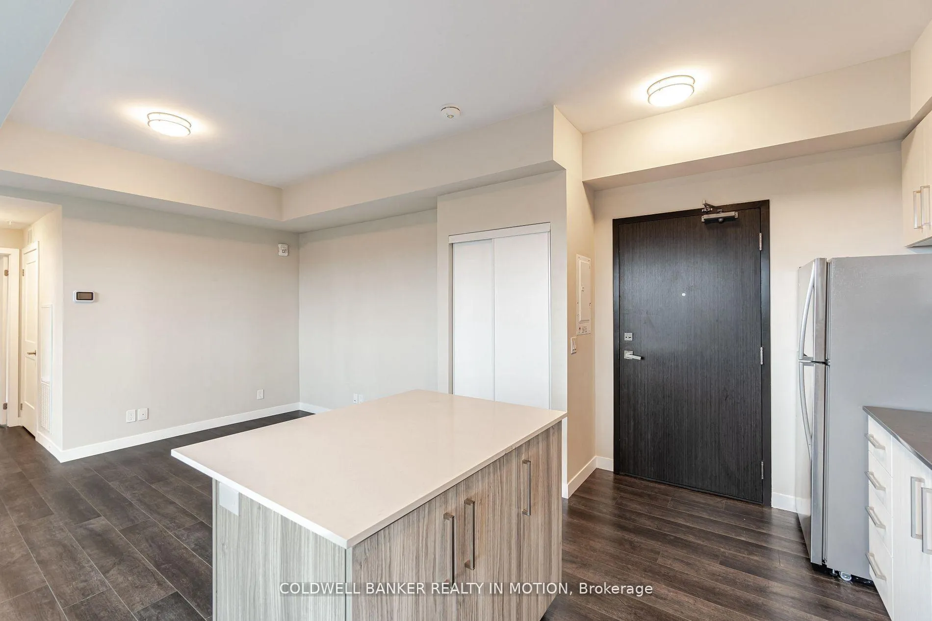 Photo 11 of Unit 303, 15 Queen Street S, Hamilton, Central — HOMEH