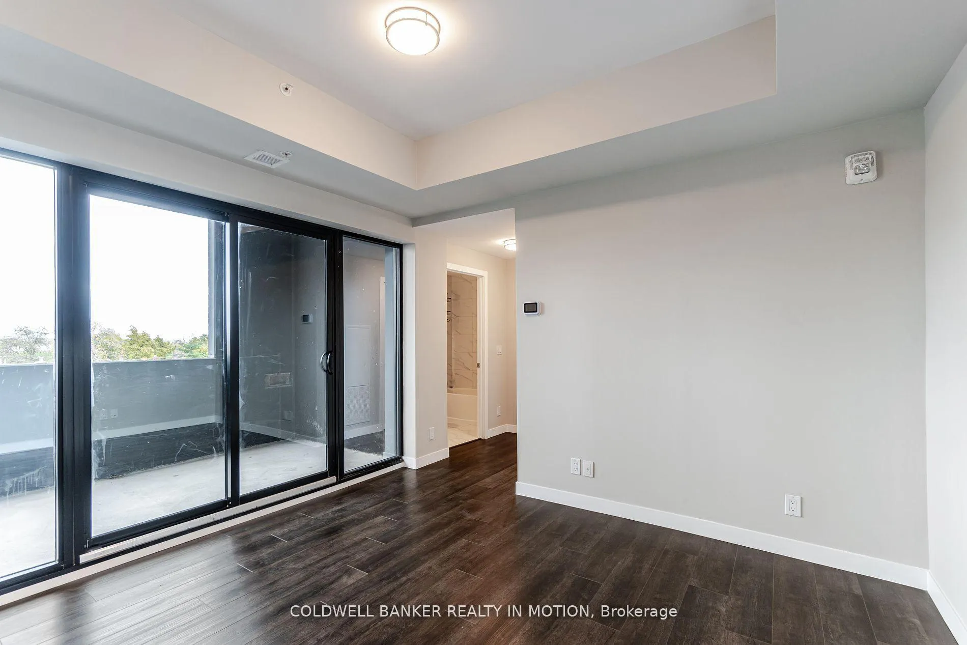 Photo 15 of Unit 303, 15 Queen Street S, Hamilton, Central — HOMEH
