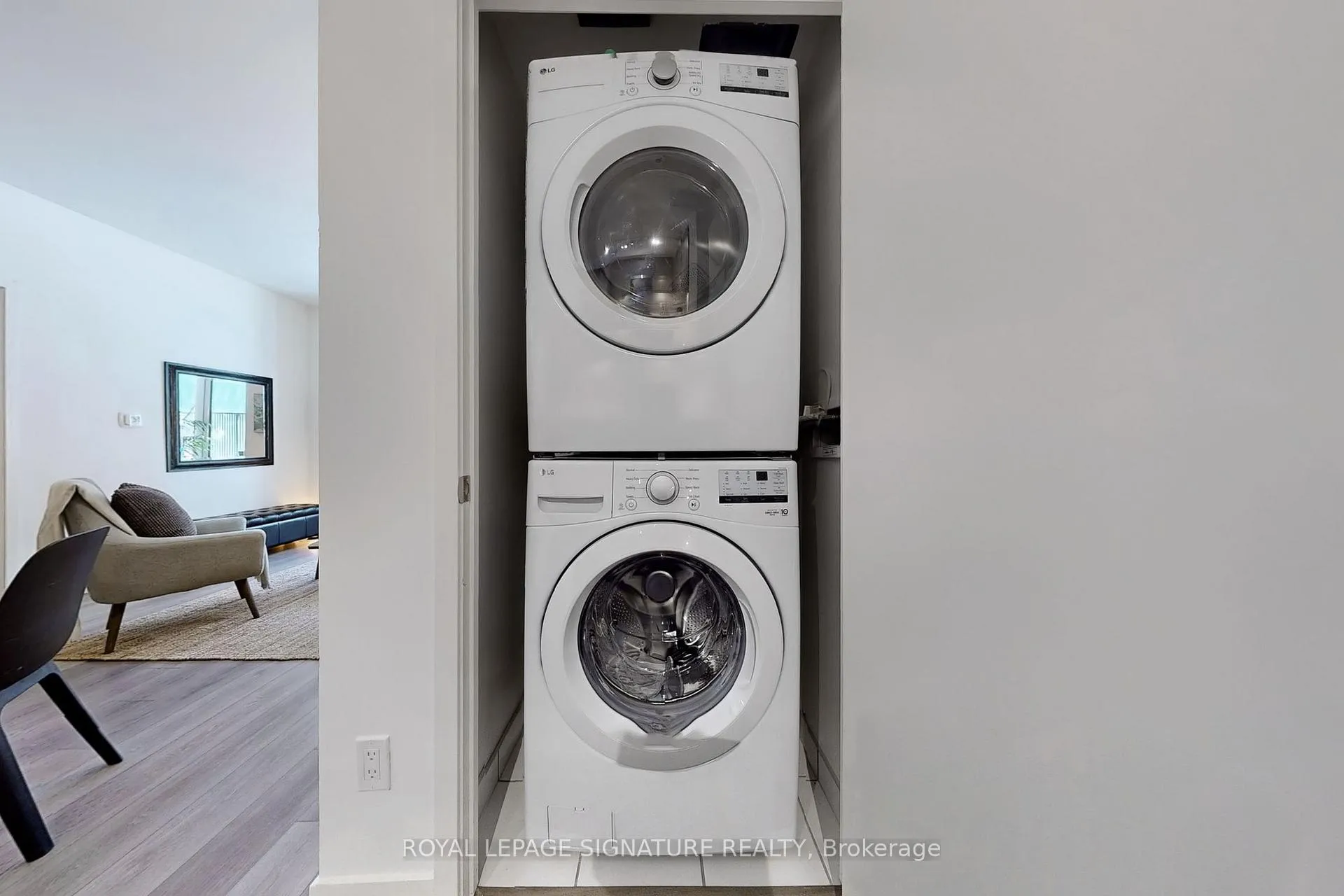 Photo 25 of Unit 303C, 38 Simcoe Promenade Street, Markham, Unionville — HOMEH