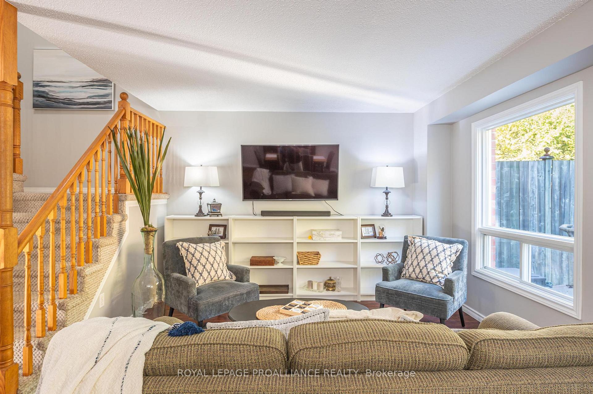 Photo 8 of 163 Sutherland Crescent, Cobourg — HOMEH