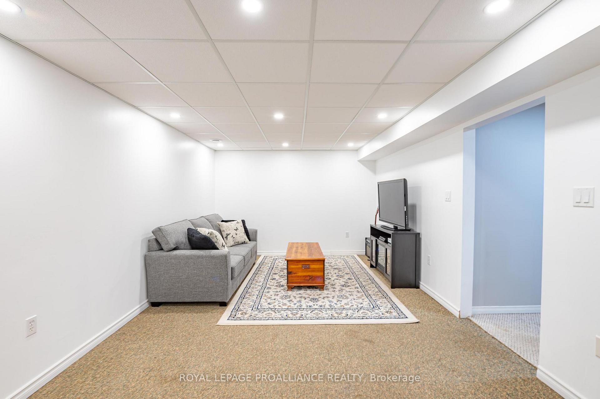 Photo 19 of 163 Sutherland Crescent, Cobourg — HOMEH