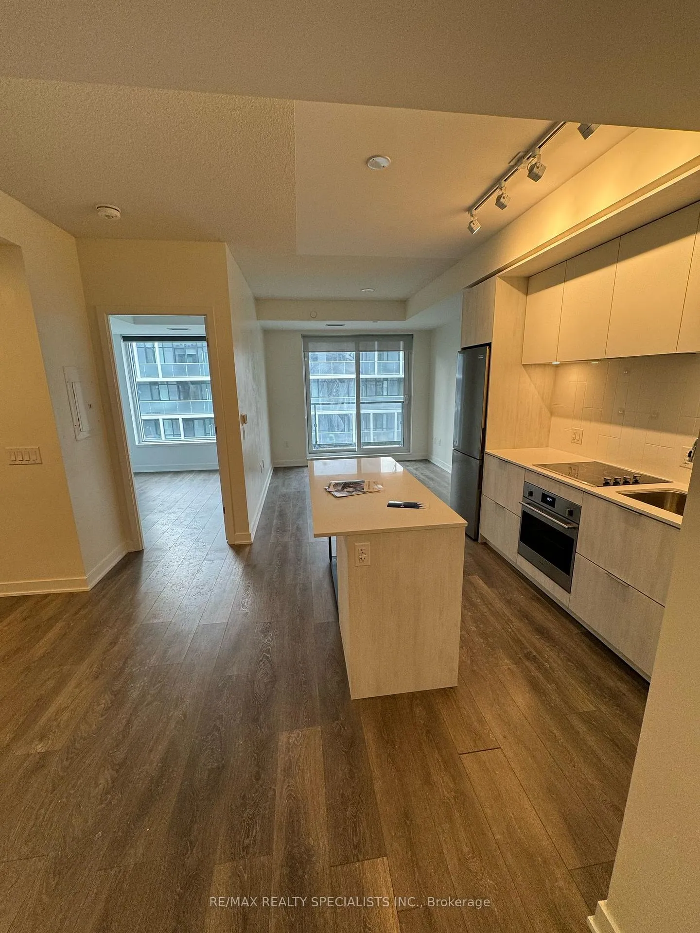 Front of Unit 1018, 35 Tubman Avenue