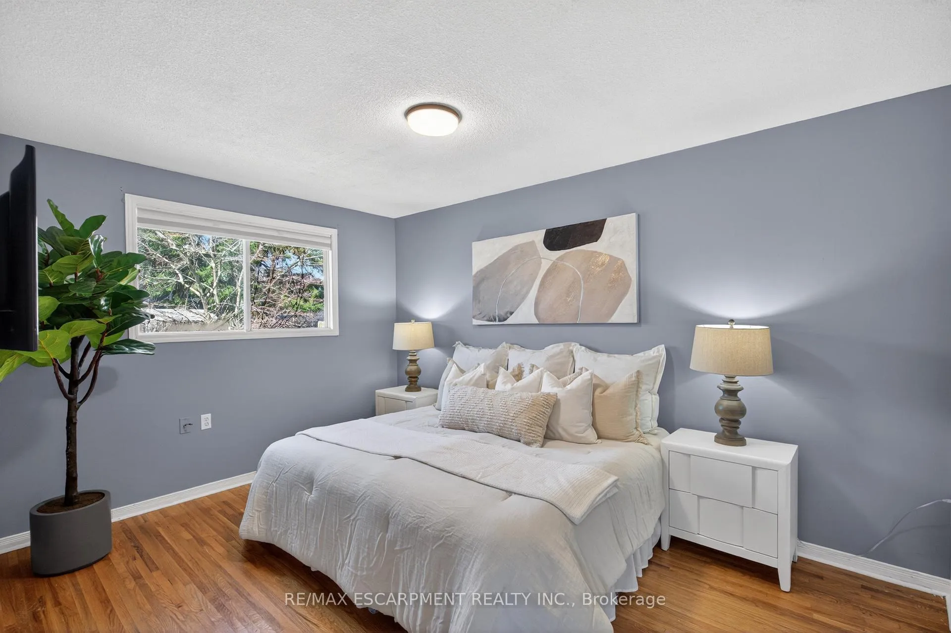 Photo 10 of 2348 Greenbank Trail, Burlington, Brant Hills — HOMEH