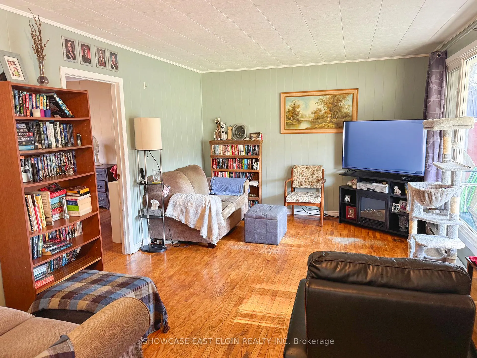 Photo 9 of 32 Edison Drive, Bayham, Vienna — HOMEH