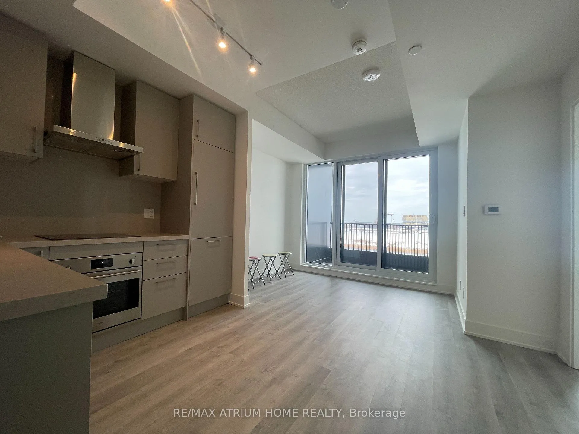 Photo 2 of Unit 511, 38 Andre De Grasse Street, Markham, Unionville — HOMEH