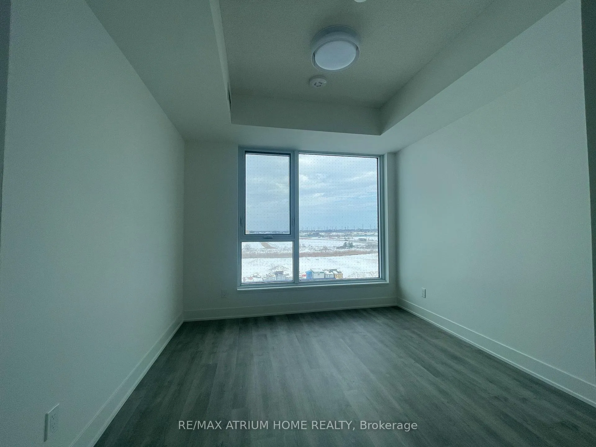 Photo 6 of Unit 511, 38 Andre De Grasse Street, Markham, Unionville — HOMEH