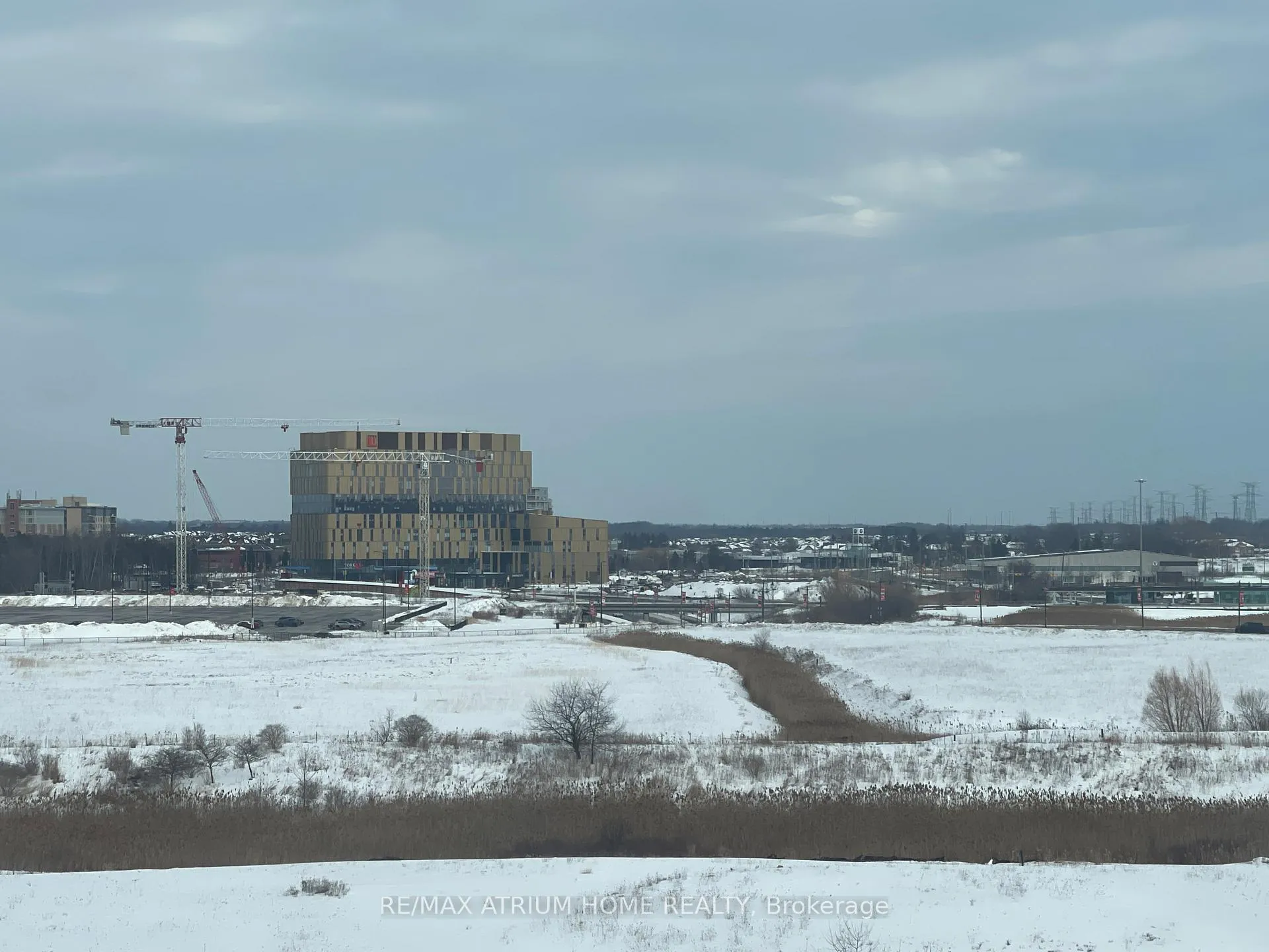Photo 10 of Unit 511, 38 Andre De Grasse Street, Markham, Unionville — HOMEH