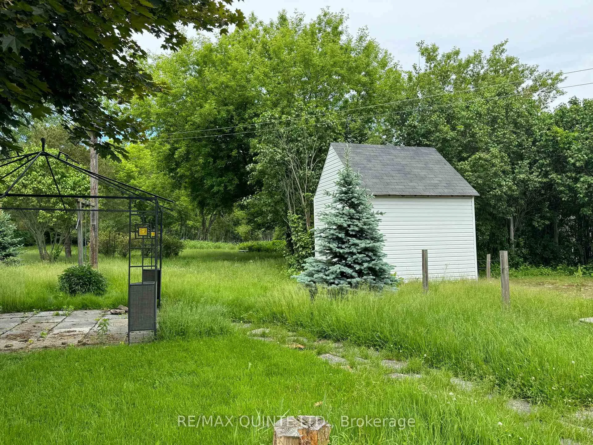 Photo 3 of 801 Old Highway 2, Quinte West, Sidney Ward — HOMEH