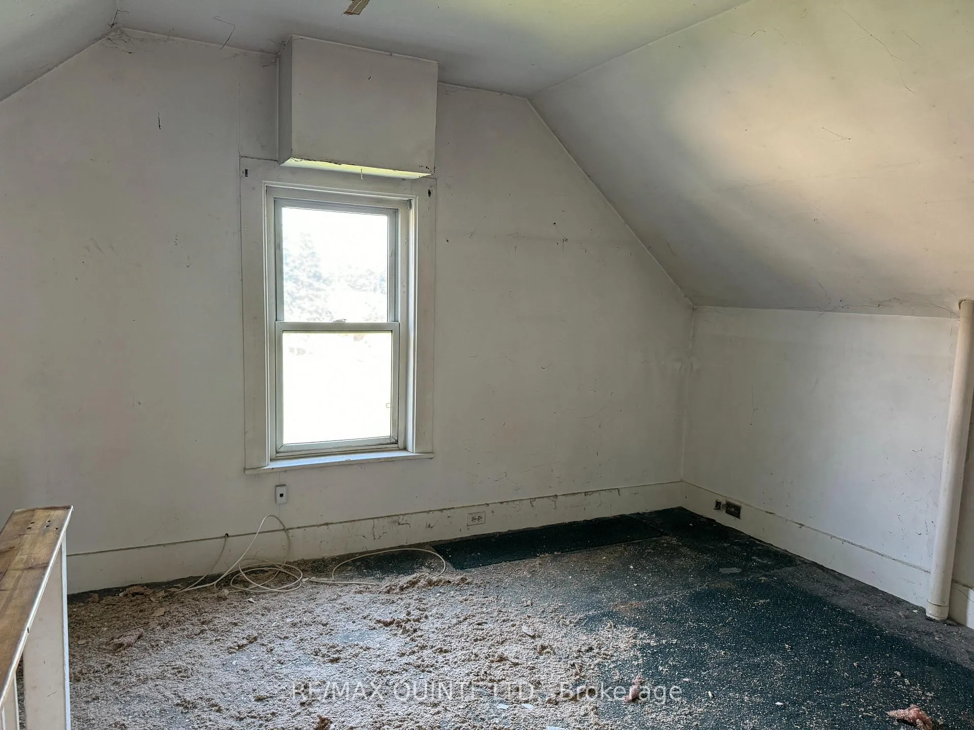 Photo 6 of 801 Old Highway 2, Quinte West, Sidney Ward — HOMEH
