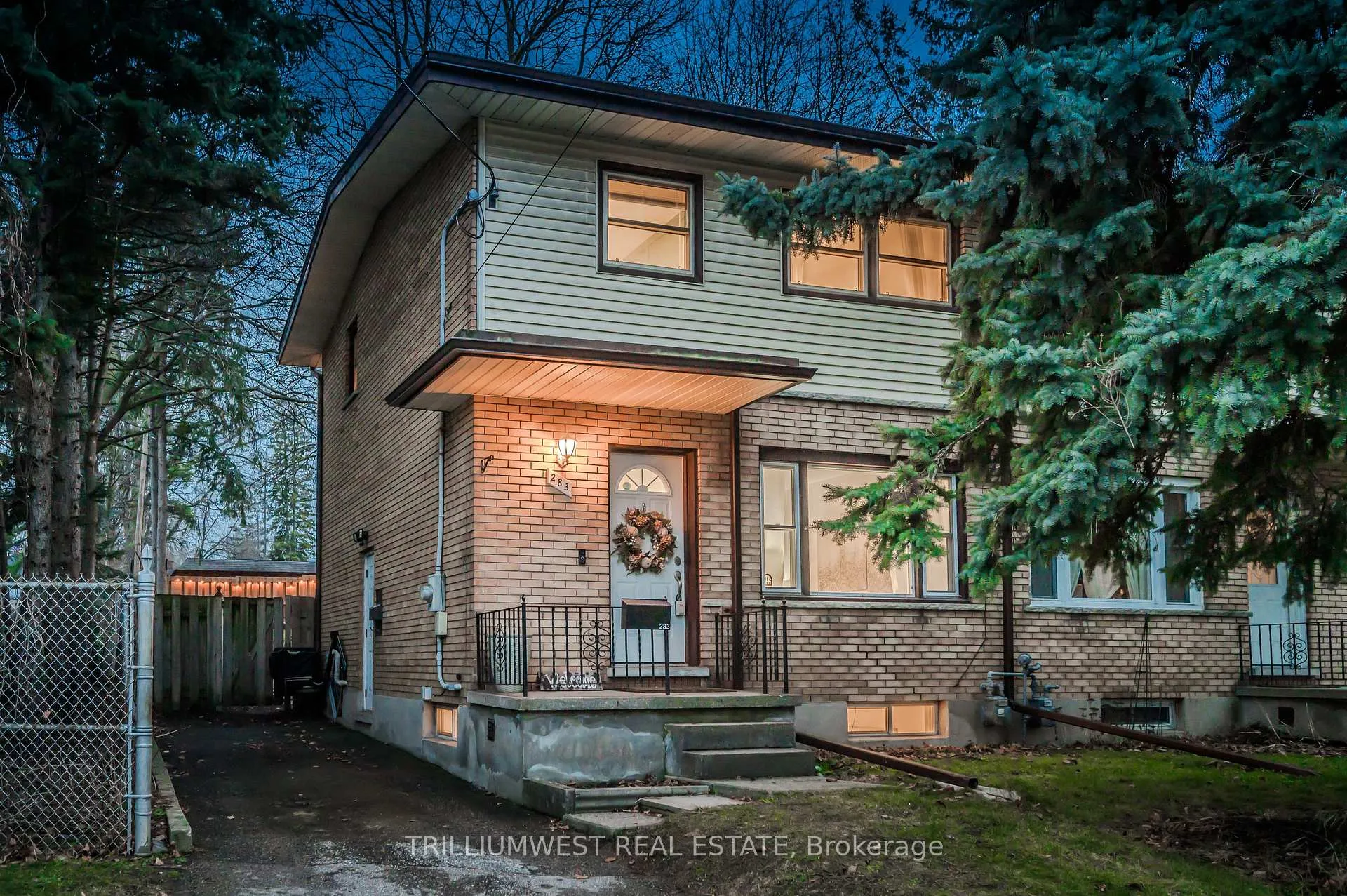Photo 2 of 283 Spadina Road E, Kitchener — HOMEH