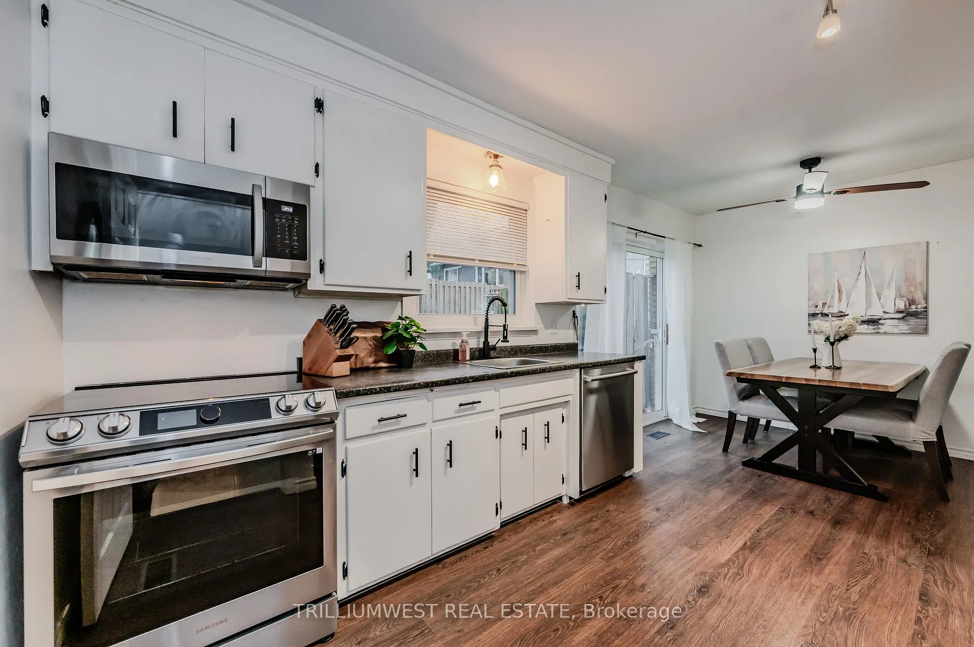 Photo 11 of 283 Spadina Road E, Kitchener — HOMEH