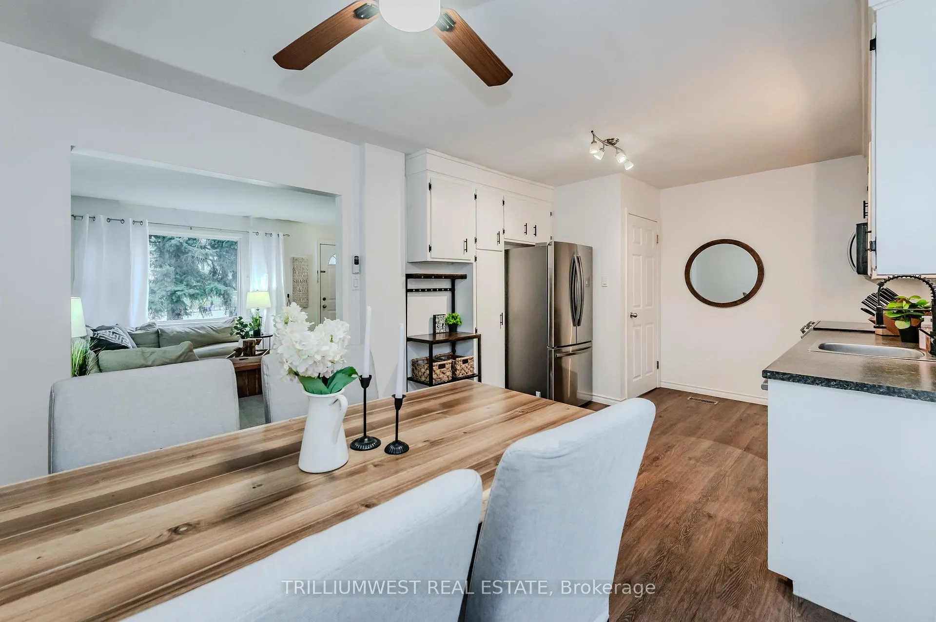 Photo 12 of 283 Spadina Road E, Kitchener — HOMEH
