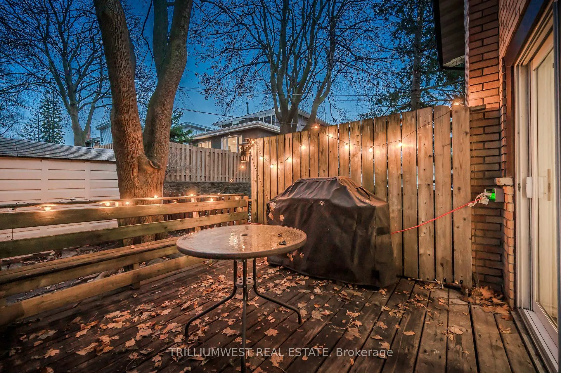 Photo 27 of 283 Spadina Road E, Kitchener — HOMEH