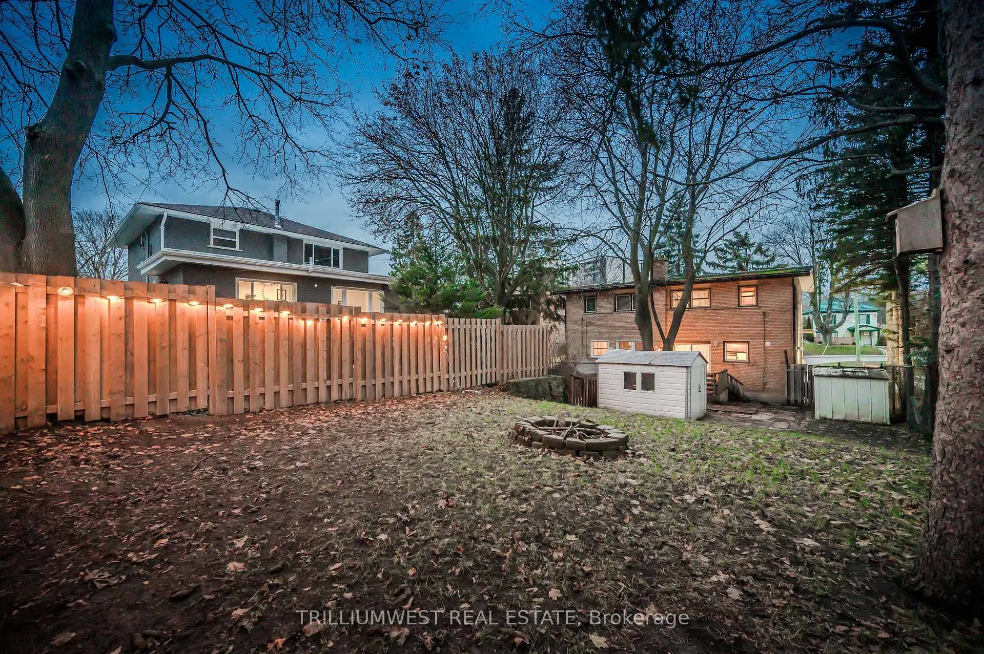Photo 37 of 283 Spadina Road E, Kitchener — HOMEH