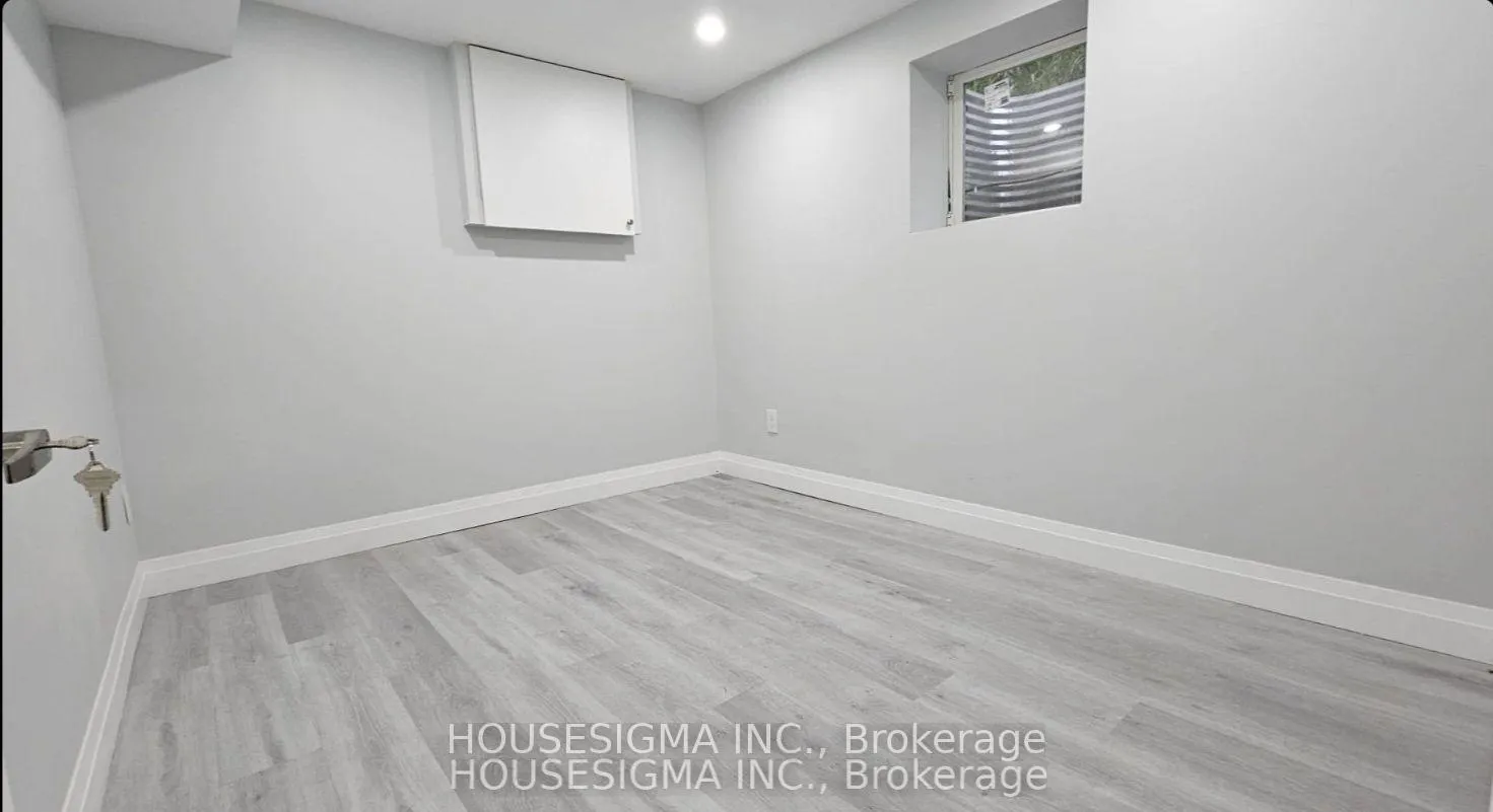 Photo 4 of Unit Basement, 24 Mcgarry Drive, Kitchener — HOMEH