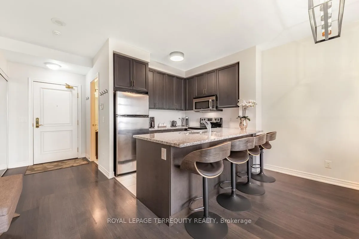Photo 5 of Unit 1015, 9245 Jane Street, Vaughan, Maple — HOMEH