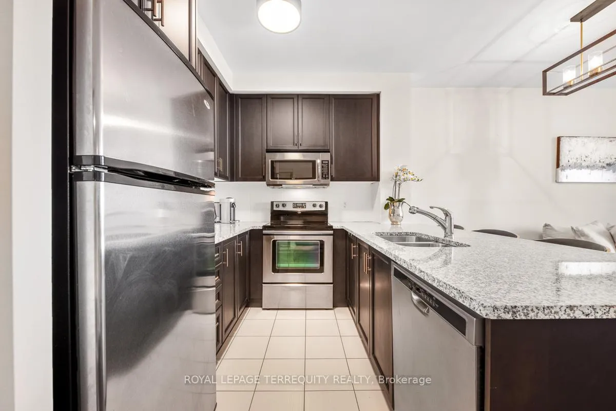 Photo 7 of Unit 1015, 9245 Jane Street, Vaughan, Maple — HOMEH