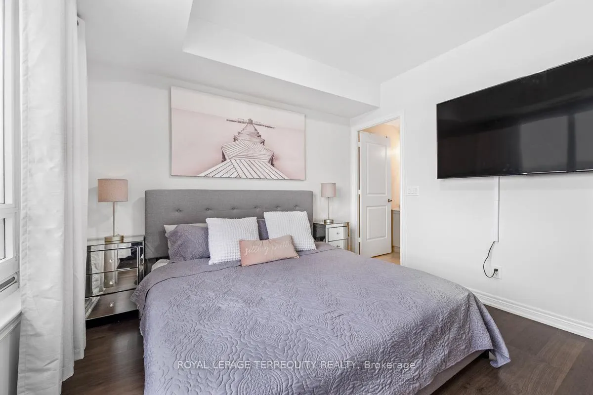 Photo 11 of Unit 1015, 9245 Jane Street, Vaughan, Maple — HOMEH
