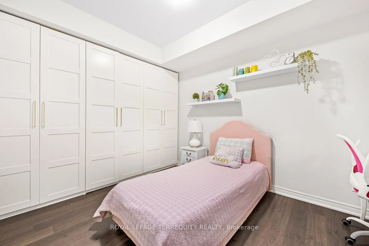 Photo 12 of Unit 1015, 9245 Jane Street, Vaughan, Maple — HOMEH