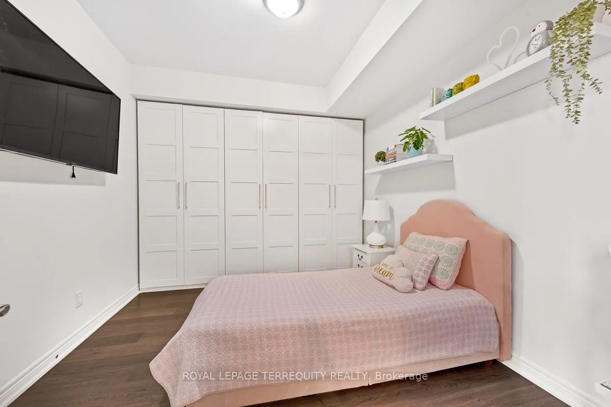 Photo 13 of Unit 1015, 9245 Jane Street, Vaughan, Maple — HOMEH