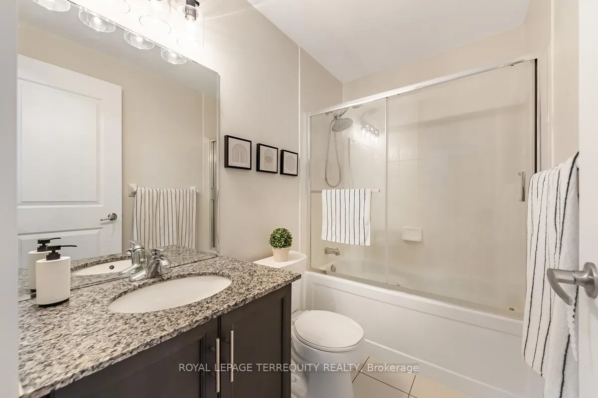 Photo 17 of Unit 1015, 9245 Jane Street, Vaughan, Maple — HOMEH