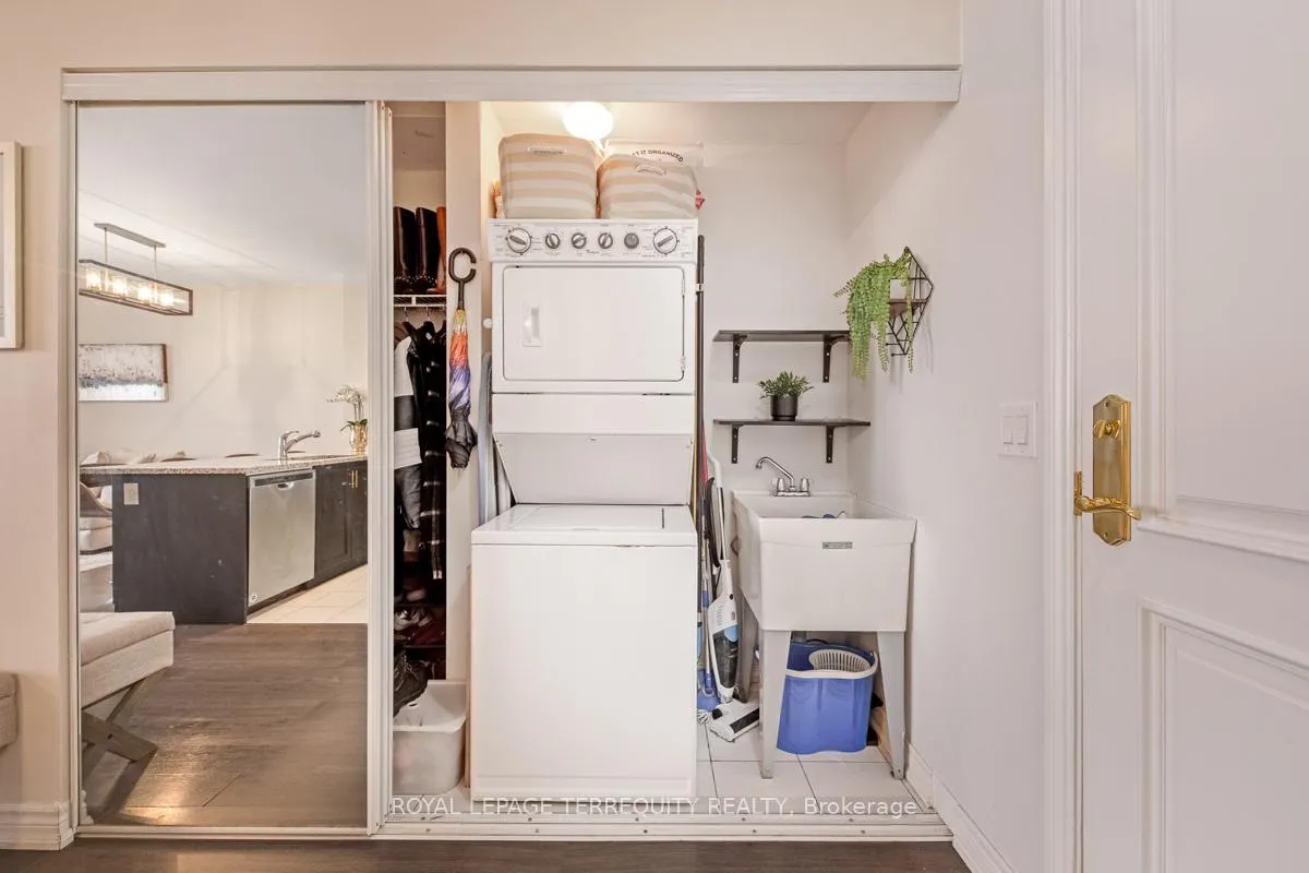 Photo 21 of Unit 1015, 9245 Jane Street, Vaughan, Maple — HOMEH