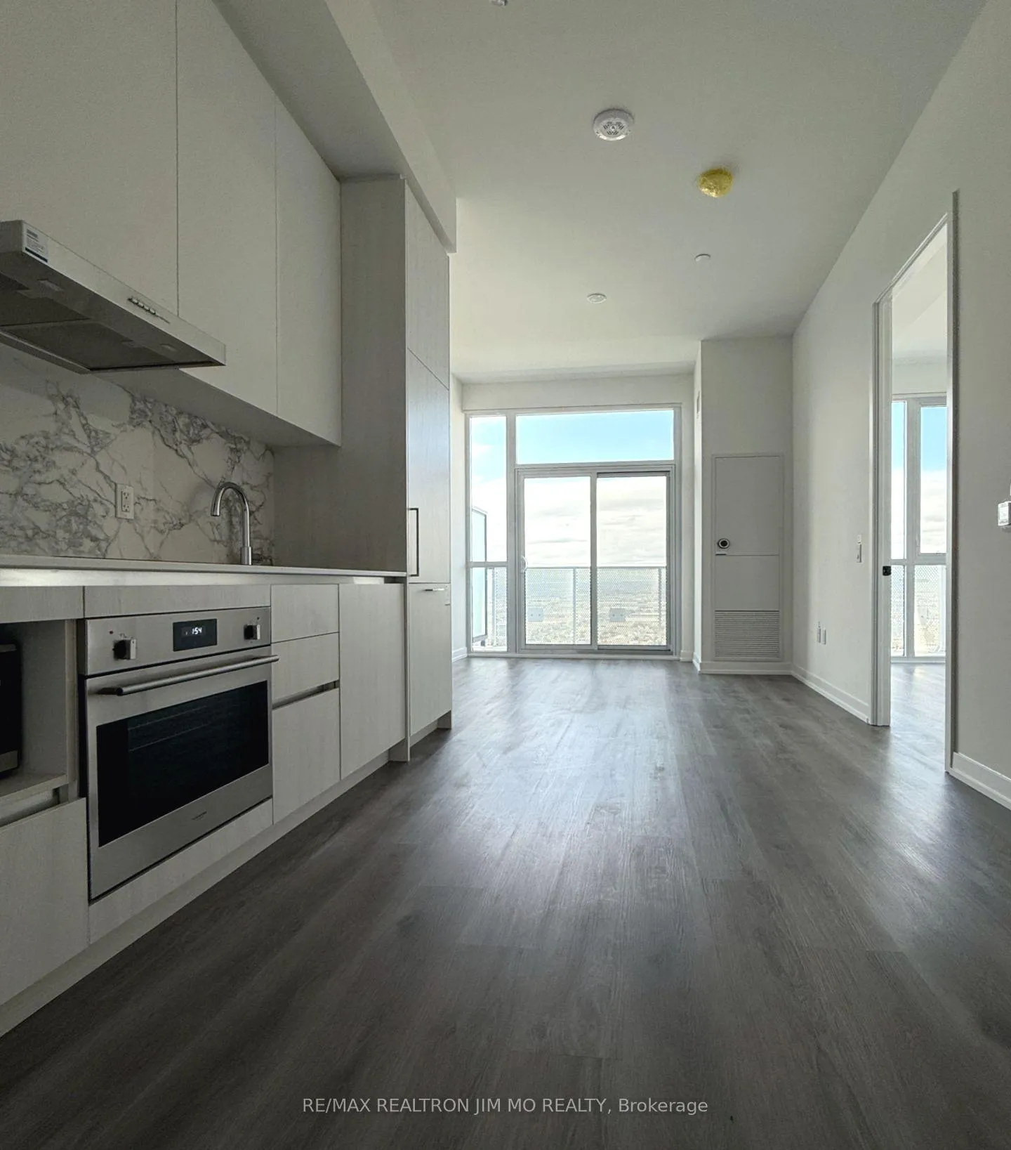 Photo 1 of Unit 2905, 8 Interchange Way, Vaughan, Vaughan Corporate Centre — HOMEH