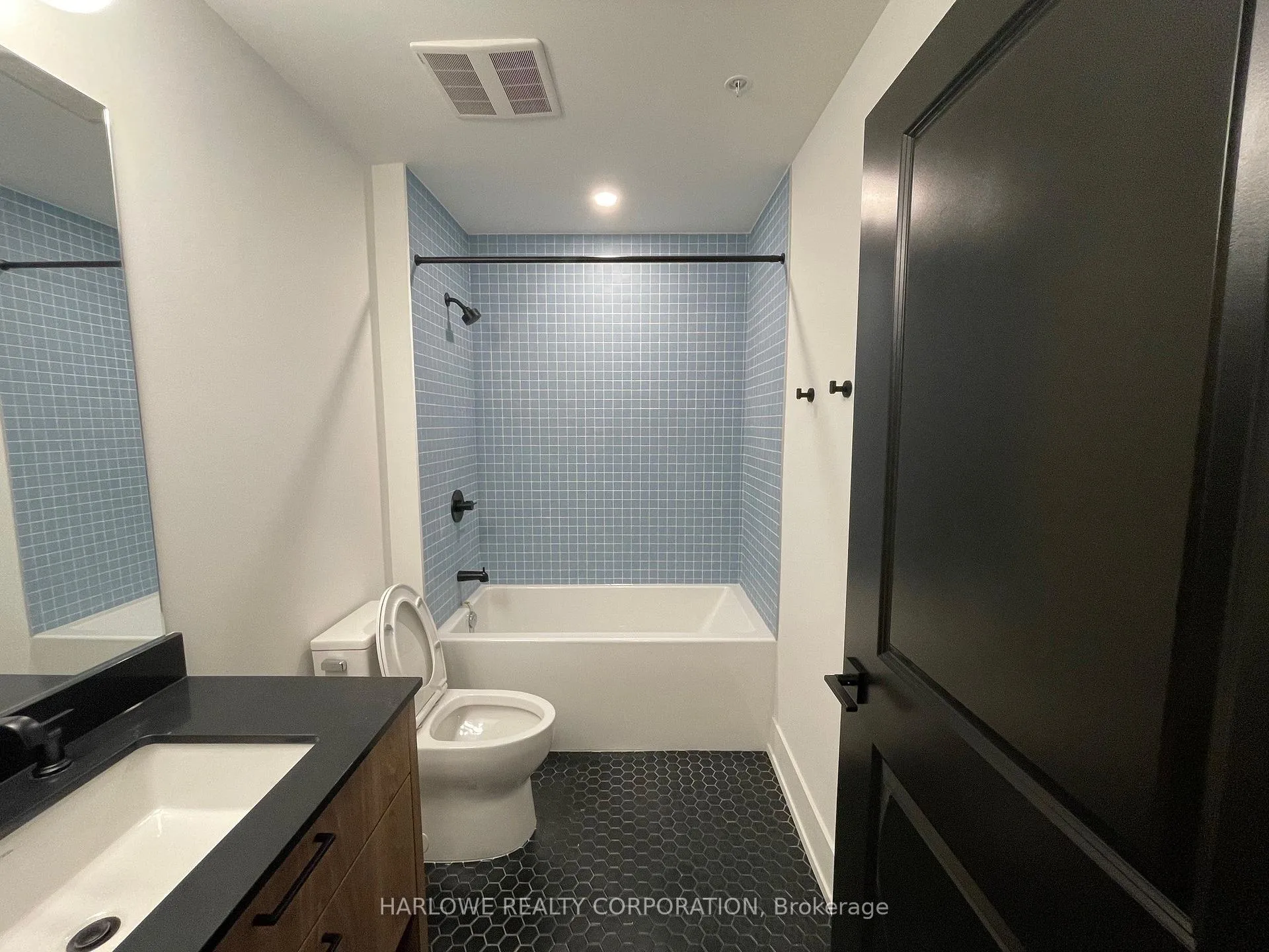 Photo 14 of Unit 309, 206 King Street W, Hamilton, Central — HOMEH