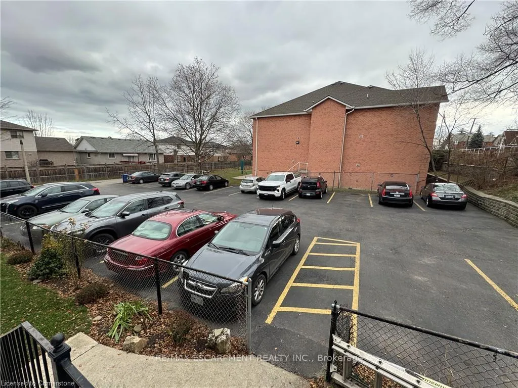 Photo 2 of Unit 15, 1759 King Street, Hamilton, Bartonville — HOMEH