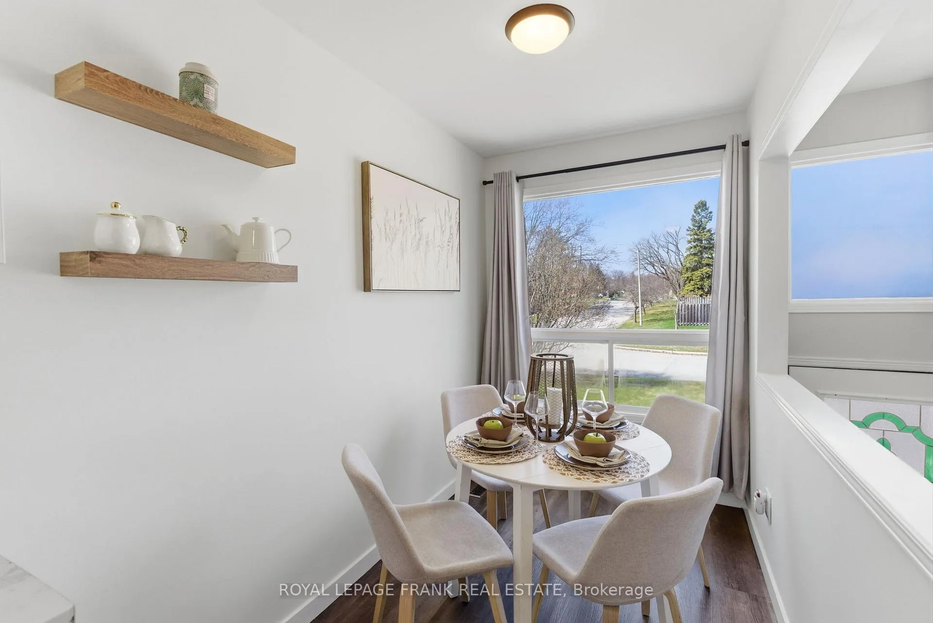 Photo 8 of 158 Trudeau Drive, Clarington, Bowmanville — HOMEH