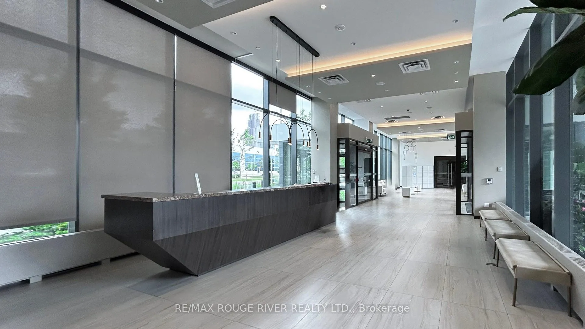 Photo 8 of Unit 807, 38 Honeycrisp Crescent, Vaughan, Vaughan Corporate Centre — HOMEH