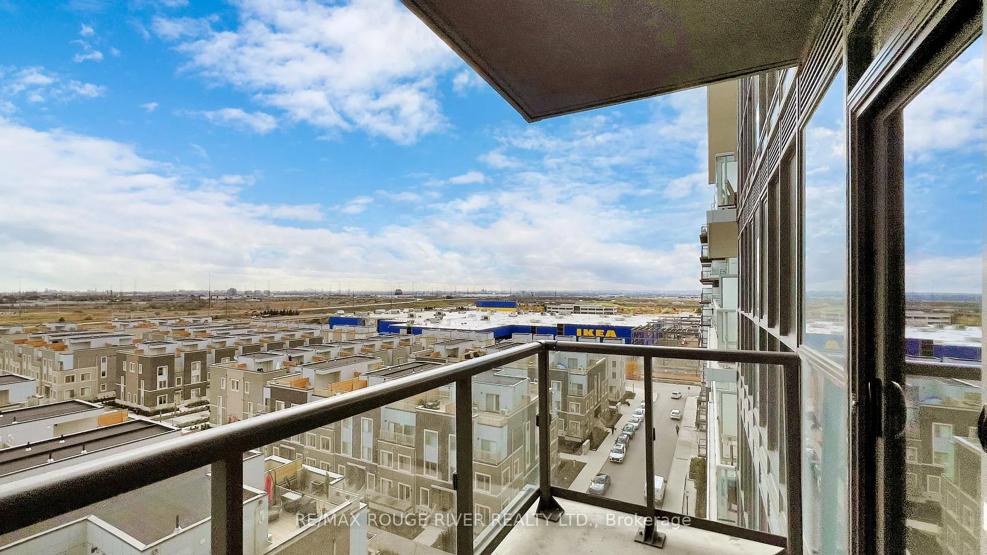 Photo 33 of Unit 807, 38 Honeycrisp Crescent, Vaughan, Vaughan Corporate Centre — HOMEH