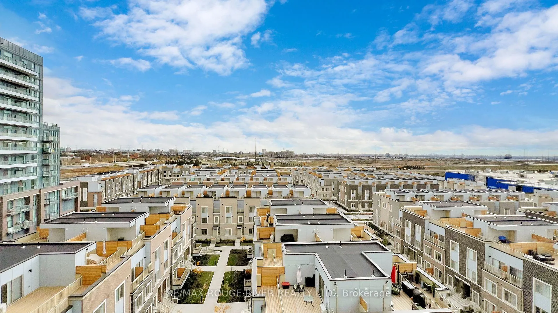 Photo 36 of Unit 807, 38 Honeycrisp Crescent, Vaughan, Vaughan Corporate Centre — HOMEH