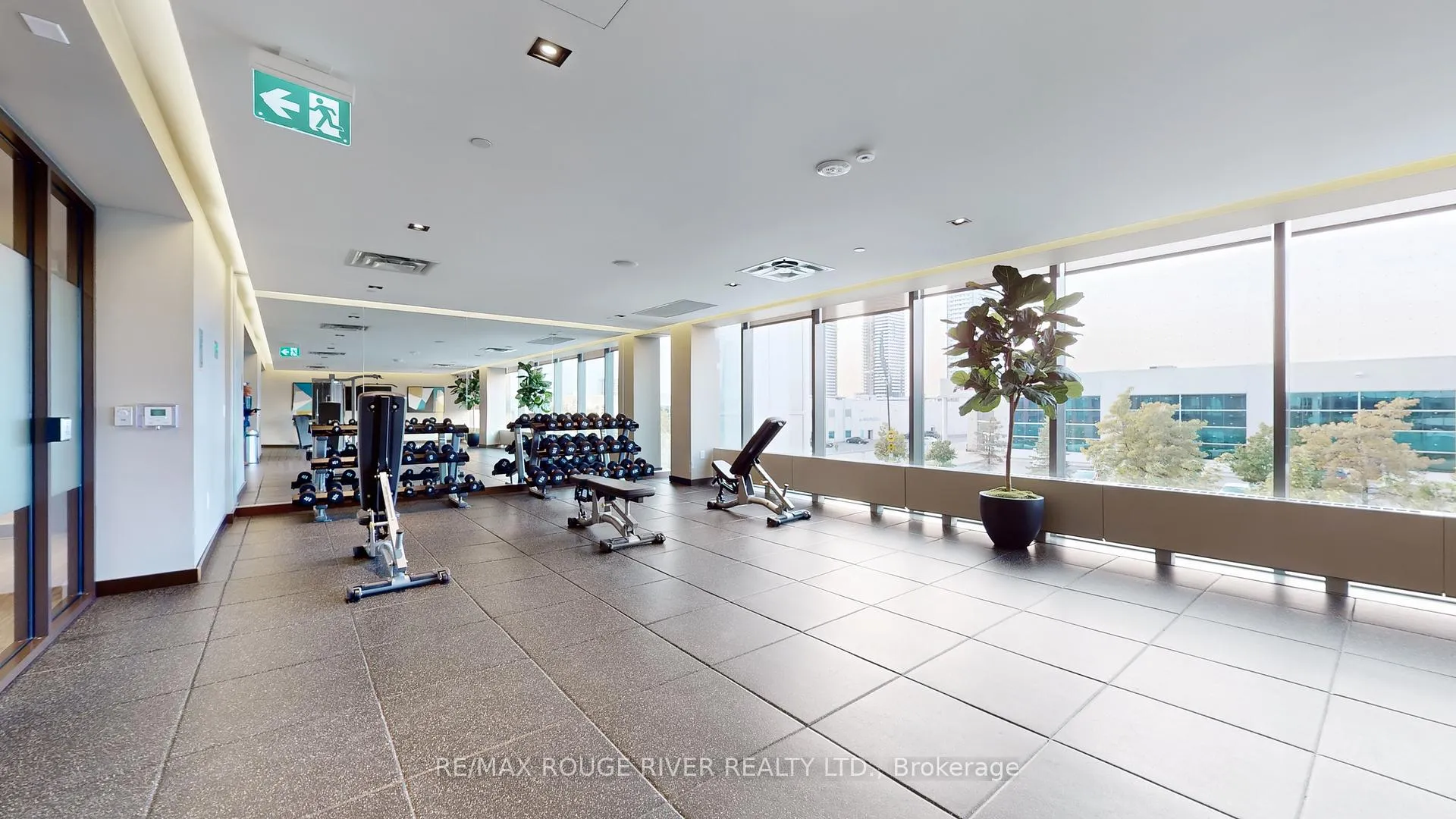 Photo 39 of Unit 807, 38 Honeycrisp Crescent, Vaughan, Vaughan Corporate Centre — HOMEH