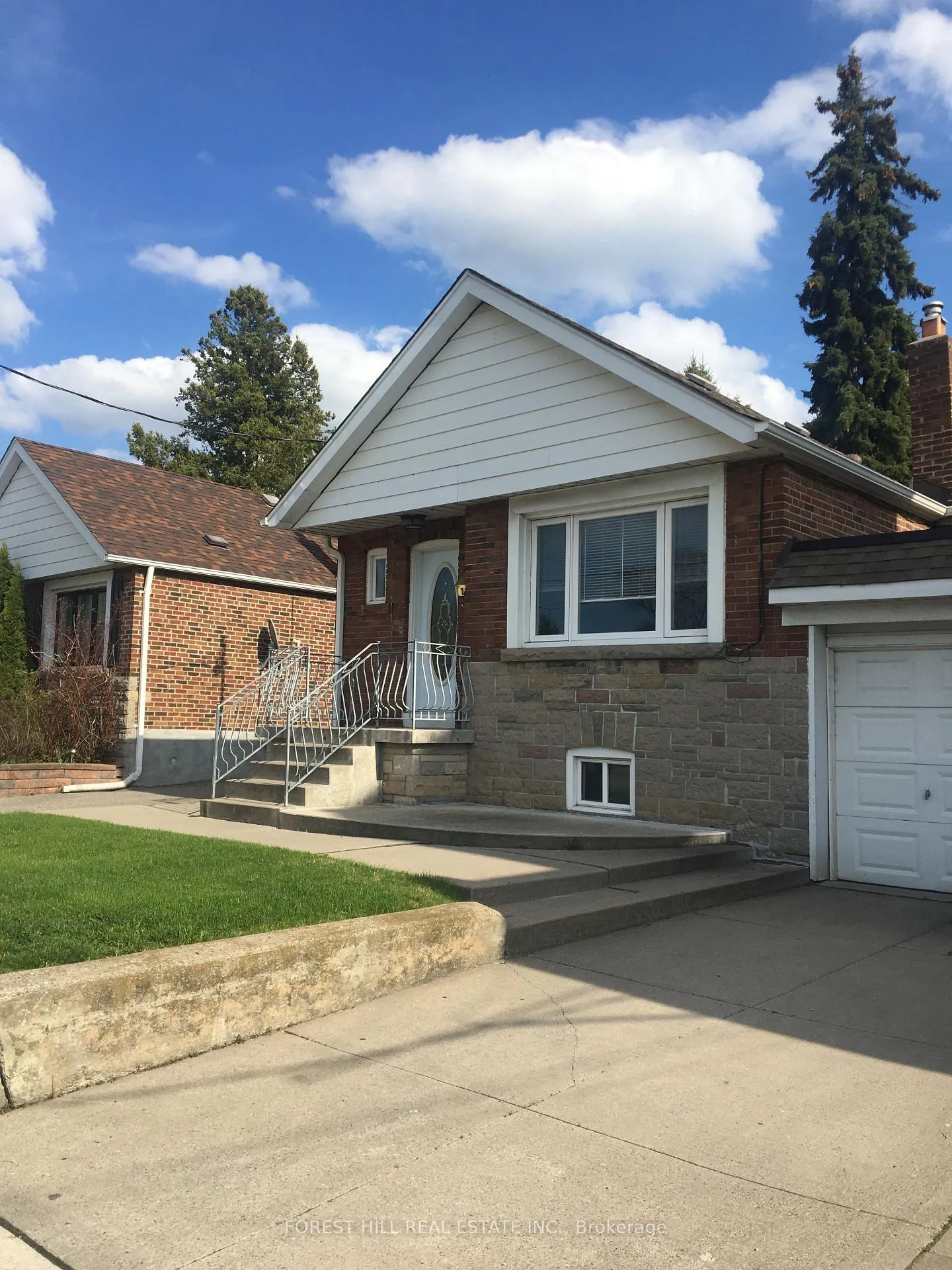 Photo 1 of 2791 St Clair Avenue E, Toronto, O'Connor-Parkview — HOMEH
