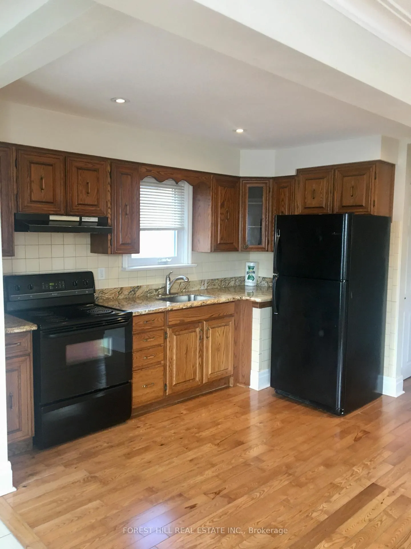 Photo 6 of 2791 St Clair Avenue E, Toronto, O'Connor-Parkview — HOMEH
