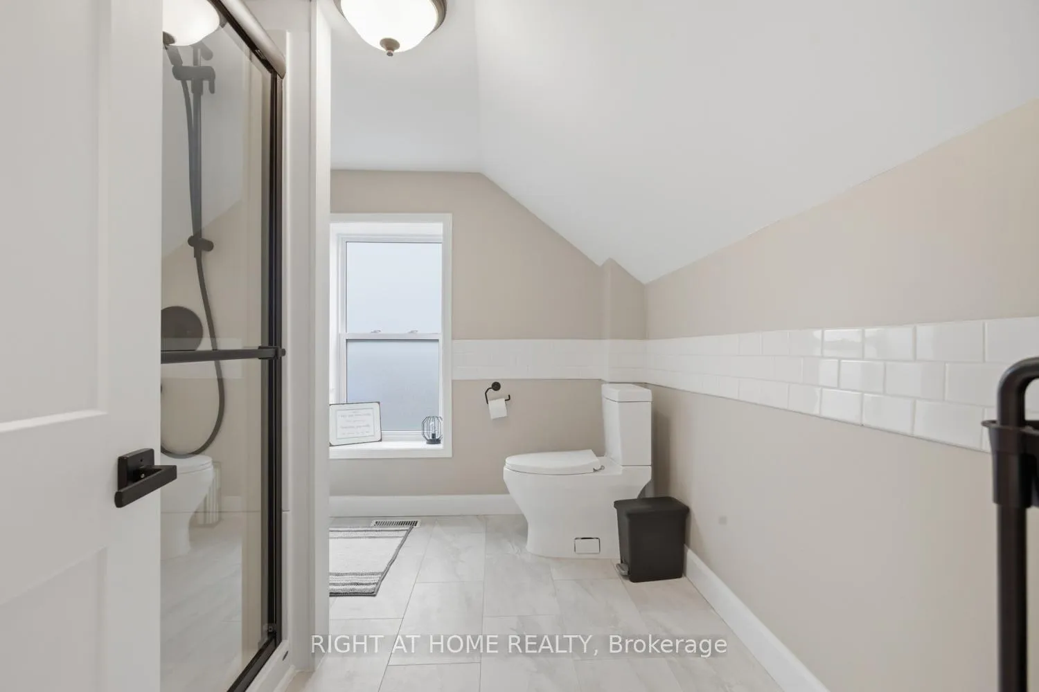 Photo 18 of 60 King Street E, Cramahe, Colborne — HOMEH