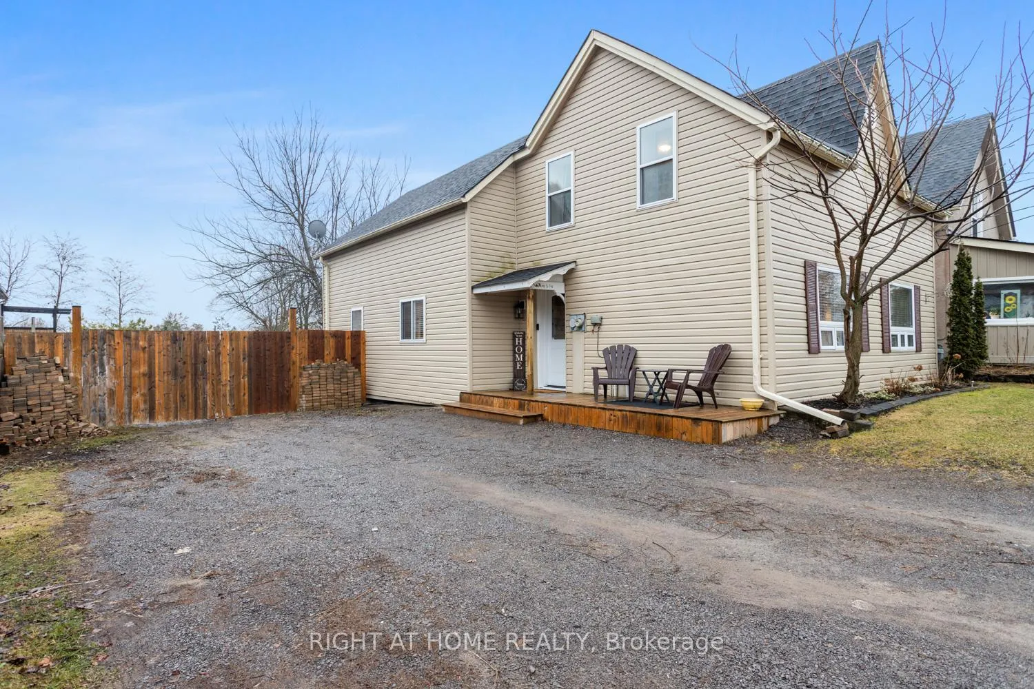 Photo 24 of 60 King Street E, Cramahe, Colborne — HOMEH