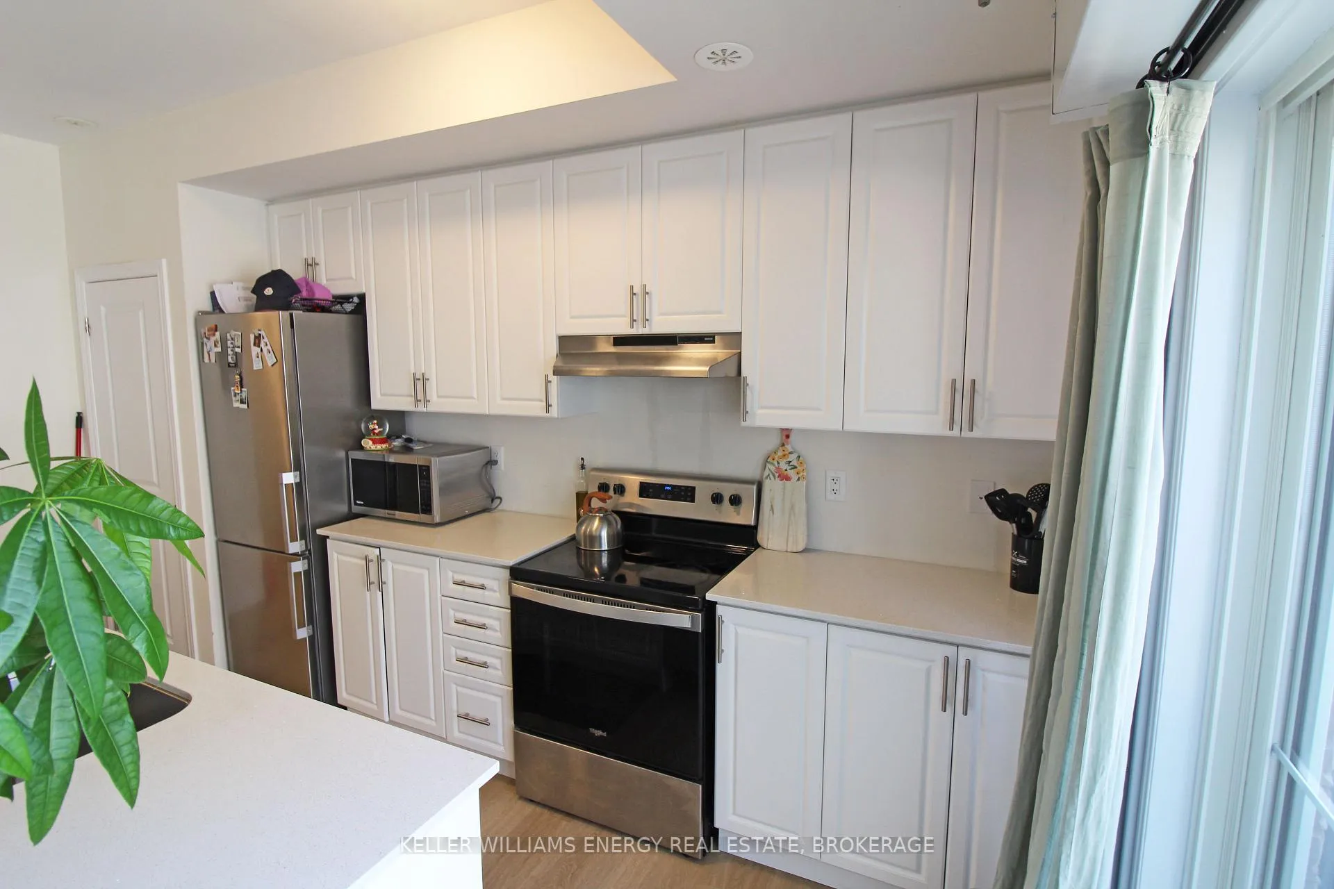 Photo 3 of Unit 12, 485 Beresford Path, Oshawa, Central — HOMEH